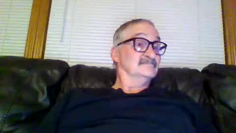 Snapshot of ghost2534 chatting on December 7, 2024, 5:59 am ghost2534 online show from December 7, 2024, 5:59 am