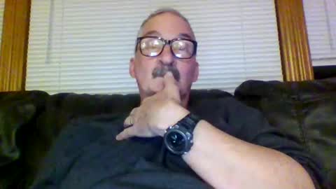 Snapshot of ghost2534 chatting on December 19, 2024, 6:23 am ghost2534 online show from December 19, 2024, 6:23 am