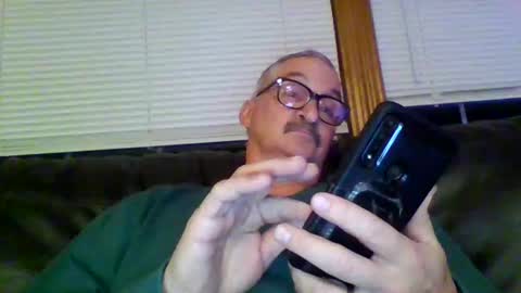 Snapshot of ghost2534 chatting on December 31, 2024, 12:32 am ghost2534 online show from December 31, 2024, 12:32 am