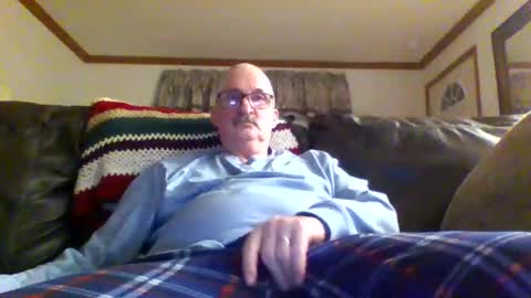 Snapshot of ghost2534 chatting on February 19, 2025, 12:57 am ghost2534 online show from February 19, 2025, 12:57 am