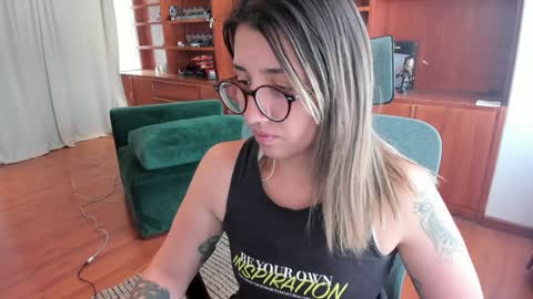 andy online show from December 26, 2024, 2:27 pm