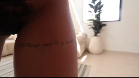 Snapshot of gia_curly chatting on May 18, 2026, 1:17 pm Leo online show from May 18, 2026, 1:17 pm