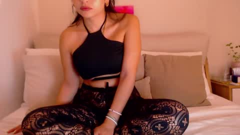 Gia Ferh online show from September 14, 2025, 12:21 am