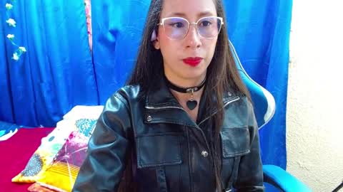 Gia  online show from April 9, 2026, 9:20 pm