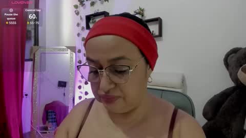 nahomi online show from October 5, 2025, 4:05 pm