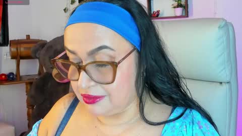 Snapshot of gia_nahomi chatting on April 29, 2026, 10:27 pm nahomi online show from April 29, 2026, 10:27 pm
