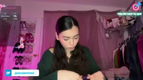 Gia online show from March 3, 2026, 6:25 pm