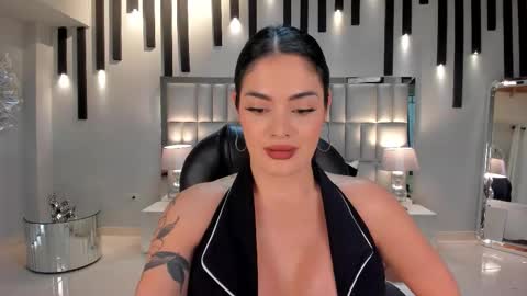 Snapshot of giaferrera_ chatting on December 22, 2025, 8:06 pm Gia Ferrera online show from December 22, 2025, 8:06 pm