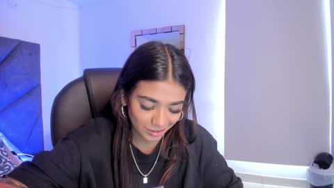 Gia  online show from January 17, 2026, 6:33 pm