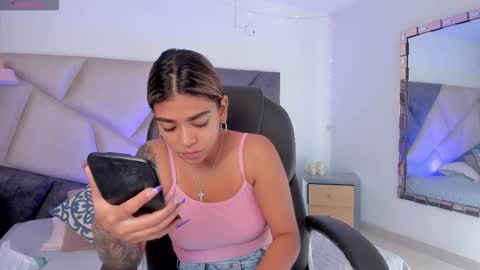 Gia  online show from March 20, 2026, 2:44 pm