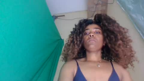 Snapshot of gialbloody chatting on July 15, 2026, 9:42 pm gialbloody online show from July 15, 2026, 9:42 pm