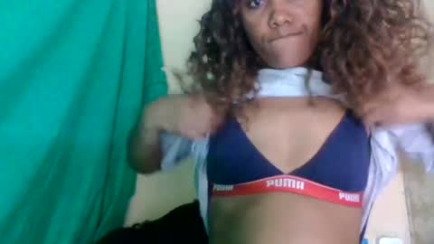 Snapshot of gialbloody chatting on July 16, 2026, 9:54 pm gialbloody online show from July 16, 2026, 9:54 pm