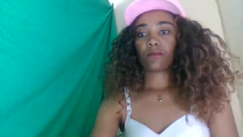 Snapshot of gialbloody chatting on July 19, 2026, 1:15 pm gialbloody online show from July 19, 2026, 1:15 pm