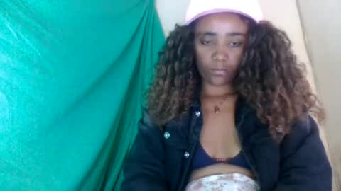 Snapshot of gialbloody chatting on July 27, 2026, 8:10 am gialbloody online show from July 27, 2026, 8:10 am