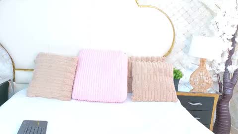 Gianina online show from February 10, 2026, 9:19 pm