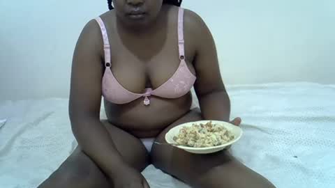 Giannah online show from February 23, 2025, 7:55 am