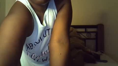 Giannah online show from October 14, 2025, 8:31 pm