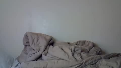 Giannah online show from November 16, 2025, 8:53 am