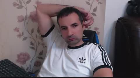 Gianni online show from July 17, 2026, 6:13 pm