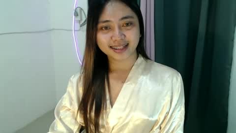 SWEET GIAN online show from July 3, 2026, 8:04 pm