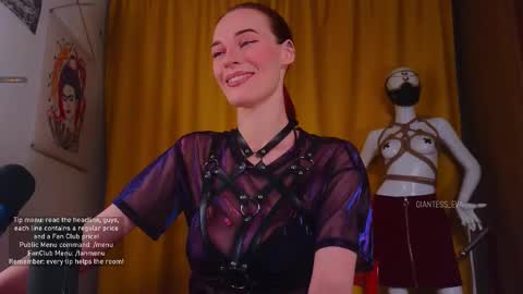 Eva online show from November 15, 2025, 5:31 pm