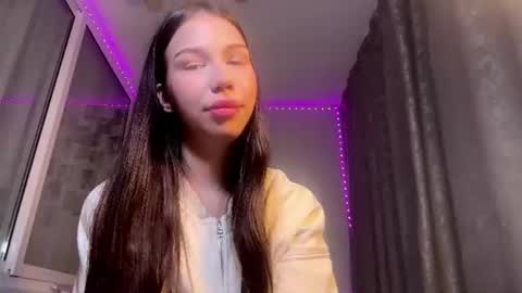 gidgetpetrullo online show from July 28, 2026, 2:13 pm