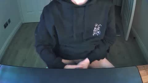 Snapshot of giftexx chatting on October 23, 2025, 6:28 pm giftexx online show from October 23, 2025, 6:28 pm