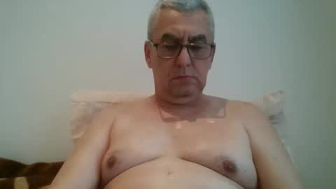 gigi1970 online show from May 14, 2026, 4:58 pm