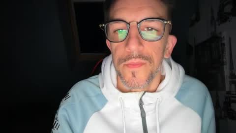 Gigi online show from April 12, 2026, 4:17 am