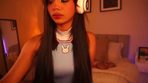 GIGI online show from April 19, 2026, 5:40 am