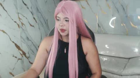 Gigi online show from November 23, 2025, 2:55 am