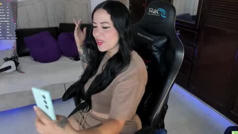 Snapshot of giiny_ chatting on December 17, 2025, 2:39 am pamela online show from December 17, 2025, 2:39 am