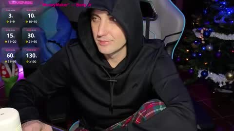 Snapshot of gil_gamesh2nd chatting on December 20, 2025, 1:02 am Mirko online show from December 20, 2025, 1:02 am