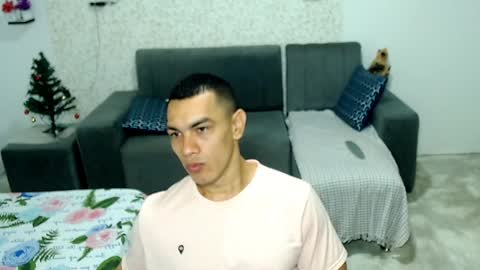 Snapshot of gilbert_marquez chatting on December 20, 2024, 11:32 am GILBERT online show from December 20, 2024, 11:32 am