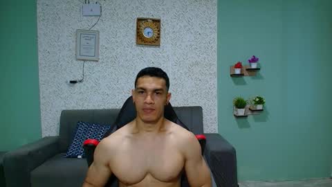 Snapshot of gilbert_marquez chatting on January 23, 2025, 5:31 pm GILBERT online show from January 23, 2025, 5:31 pm