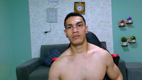 Snapshot of gilbert_marquez chatting on January 25, 2025, 6:24 pm GILBERT online show from January 25, 2025, 6:24 pm