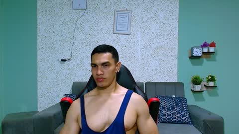 Snapshot of gilbert_marquez chatting on January 29, 2025, 11:04 pm GILBERT online show from January 29, 2025, 11:04 pm