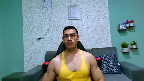 Snapshot of gilbert_marquez chatting on February 4, 2025, 11:05 am GILBERT online show from February 4, 2025, 11:05 am
