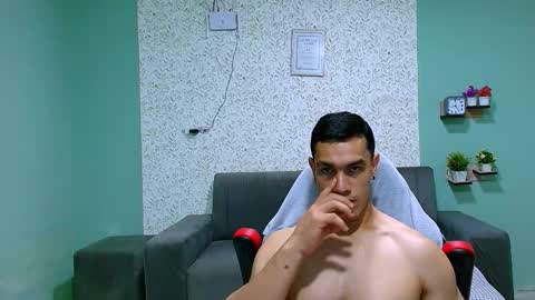 Snapshot of gilbert_marquez chatting on February 10, 2025, 2:16 pm GILBERT online show from February 10, 2025, 2:16 pm