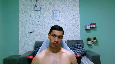 Snapshot of gilbert_marquez chatting on February 13, 2025, 2:20 pm GILBERT online show from February 13, 2025, 2:20 pm