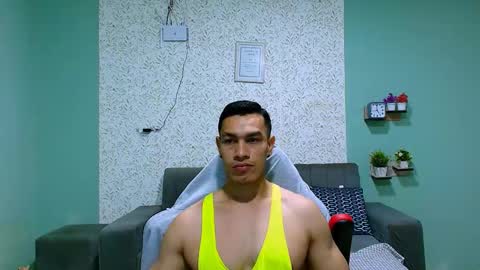 Snapshot of gilbert_marquez chatting on February 18, 2025, 11:11 am GILBERT online show from February 18, 2025, 11:11 am