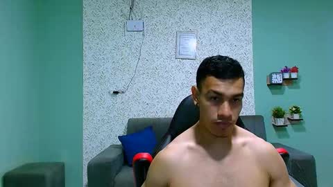 Snapshot of gilbert_marquez chatting on February 27, 2025, 2:21 pm GILBERT online show from February 27, 2025, 2:21 pm