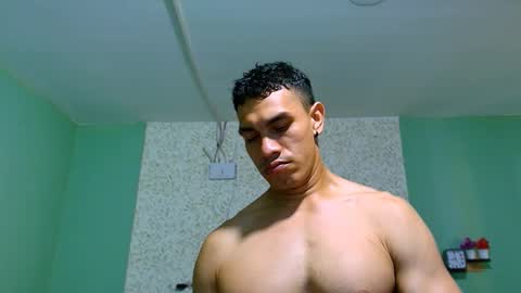 Snapshot of gilbert_marquez chatting on March 5, 2025, 6:01 pm GILBERT online show from March 5, 2025, 6:01 pm