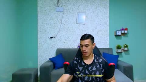 Snapshot of gilbert_marquez chatting on March 6, 2025, 11:14 am GILBERT online show from March 6, 2025, 11:14 am