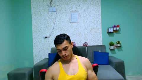 Snapshot of gilbert_marquez chatting on March 7, 2025, 11:18 am GILBERT online show from March 7, 2025, 11:18 am