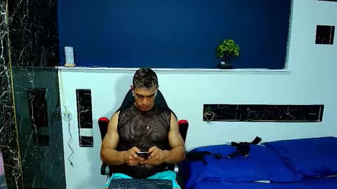 Snapshot of gilbert_marquez chatting on September 13, 2025, 8:08 pm GILBERT online show from September 13, 2025, 8:08 pm