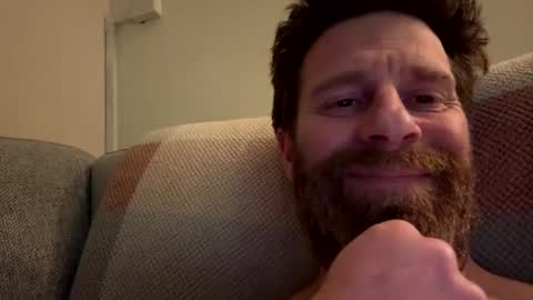 Snapshot of gilbertinio chatting on January 18, 2025, 11:33 pm Gilbert online show from January 18, 2025, 11:33 pm