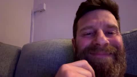 Snapshot of gilbertinio chatting on February 16, 2025, 11:37 pm Gilbert online show from February 16, 2025, 11:37 pm