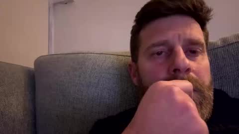 Snapshot of gilbertinio chatting on February 19, 2025, 11:25 pm Gilbert online show from February 19, 2025, 11:25 pm