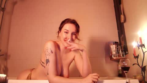 Suki online show from February 15, 2025, 11:06 am